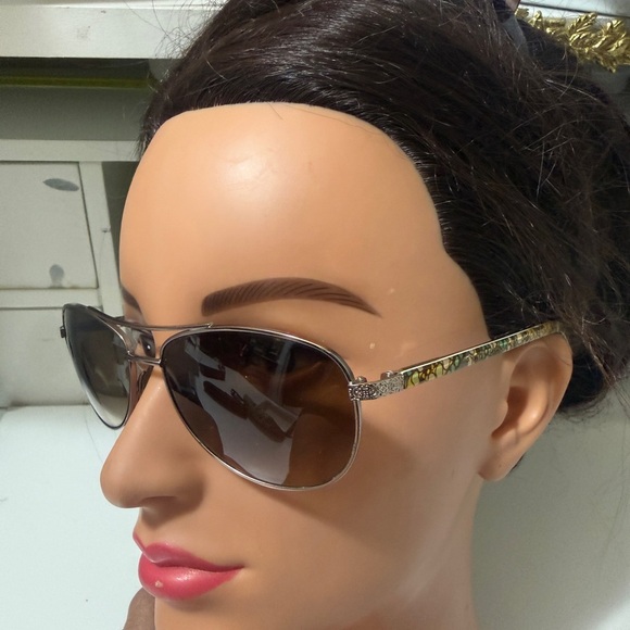 Vera Bradley Floral Patterned Sunglasses with Case lemon parfits main image 10
